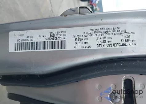 2010 Chrysler 300 Touring/Signature Series/Executive Series z USA, uszkodzony, nr VIN 2C3CA5CV2AH180310